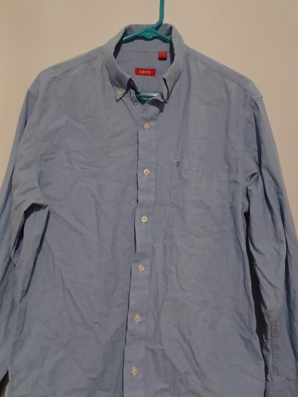 Izod Men's Light Blue Button-Down Oxford Shirt